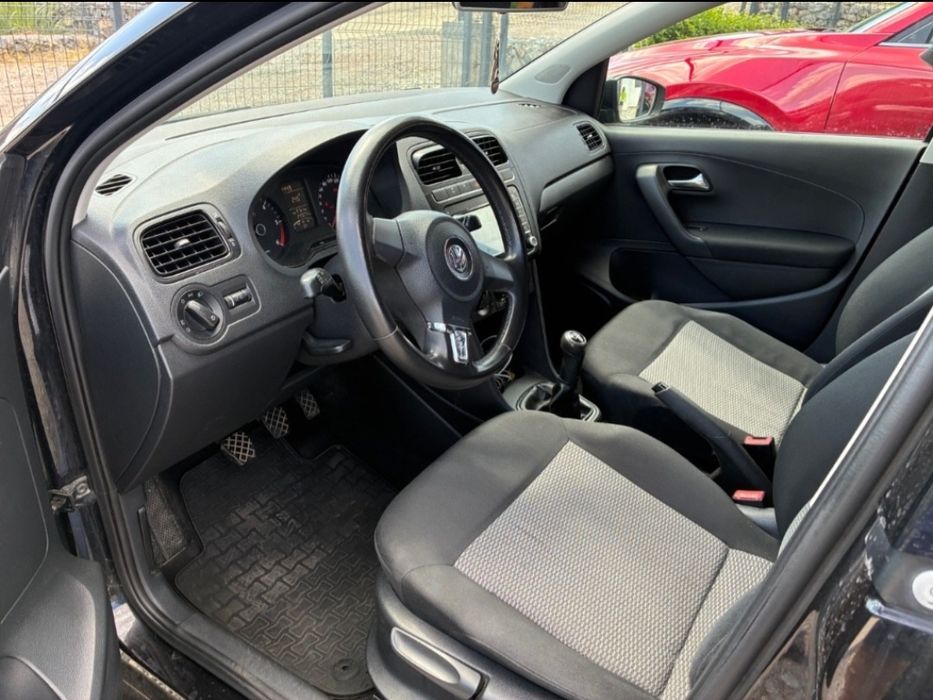 Volkswagen polo 1.6  90kc