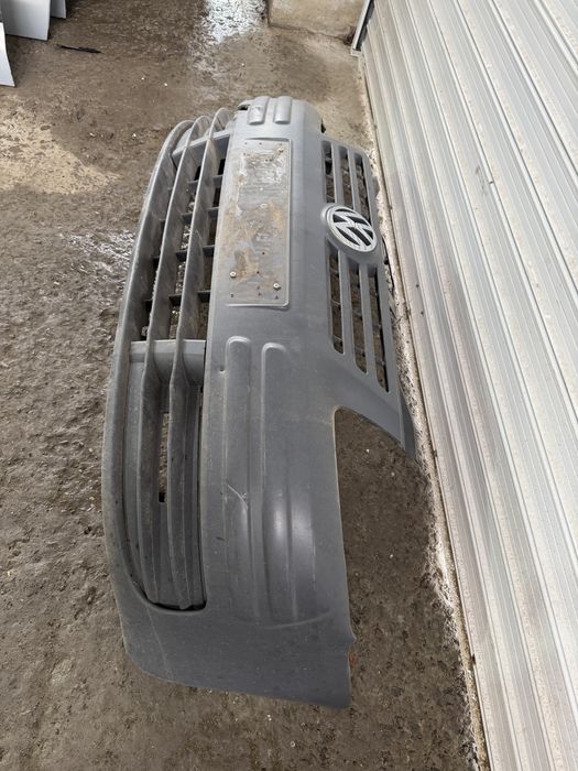 Vw Caddy 3 предна броня