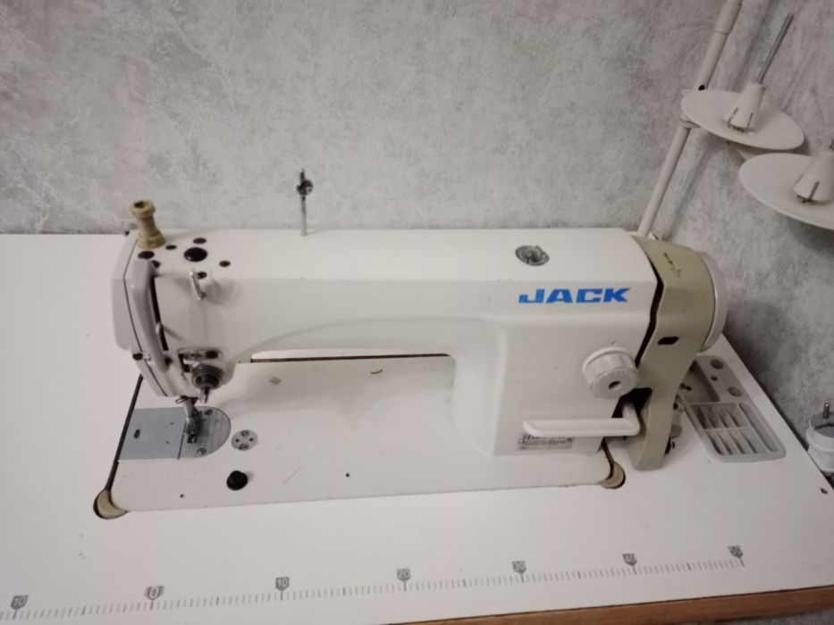 Швейные машины и оверлоки