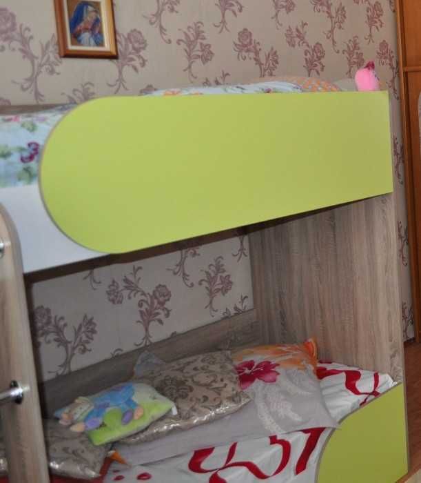 Детско двуетажно легло