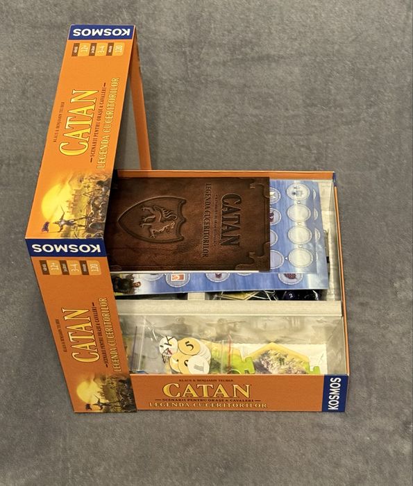 Joc de societate - Boardgame - CATAN Legenda cuceritorilor + Orase si cavaleri