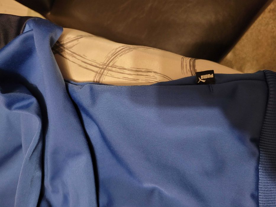 Bluza sport Puma, marimea 152 (11-12 ani )