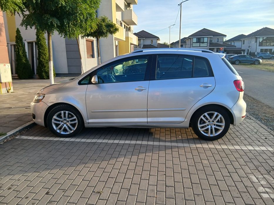 VOLKSWAGEN Golf Plus 2012 — imagine 4