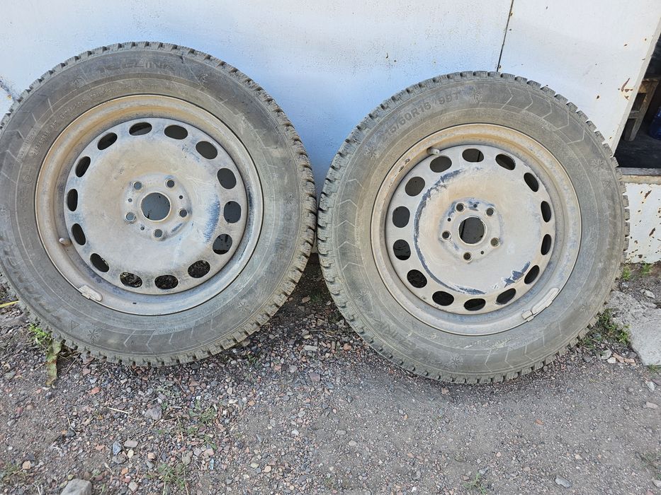 Зимняя шипованная резина 215х60 R16