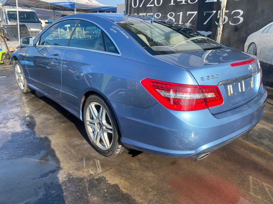 dezmembrez Mercedes E class 250d  coupe W207/bara spate w207/far w207