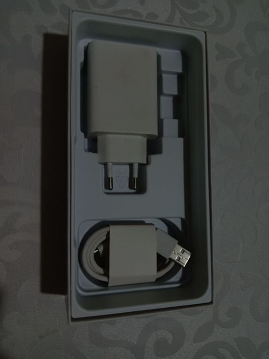 Vivo y28 с гарантии