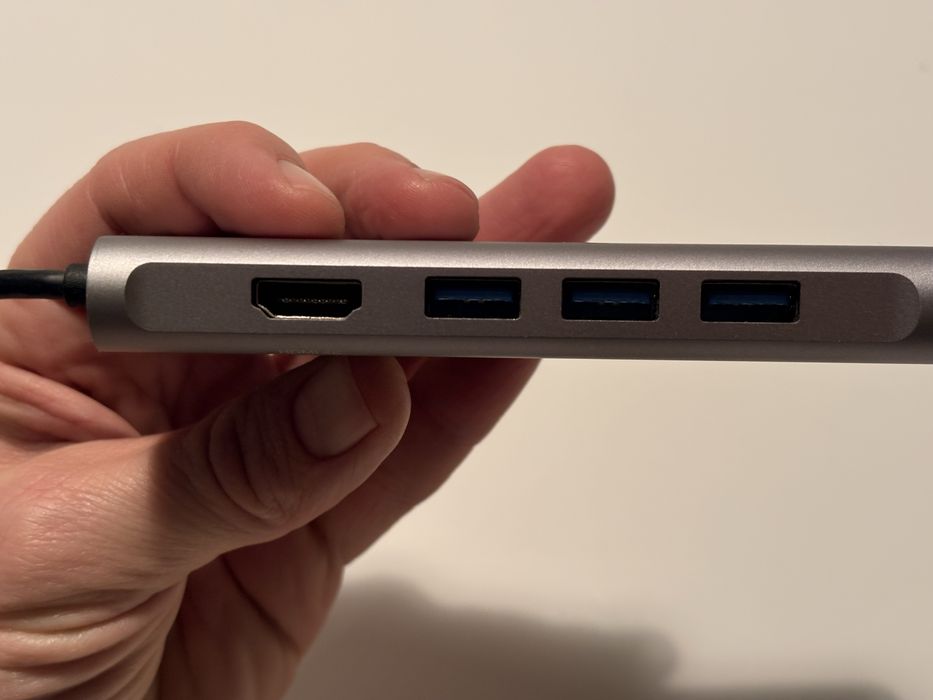 Adaptor / cititor USB-C pt apple