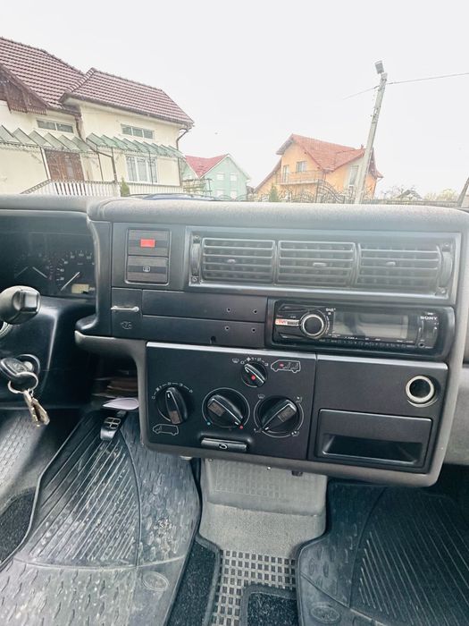 Volkswagen T4 an 1999