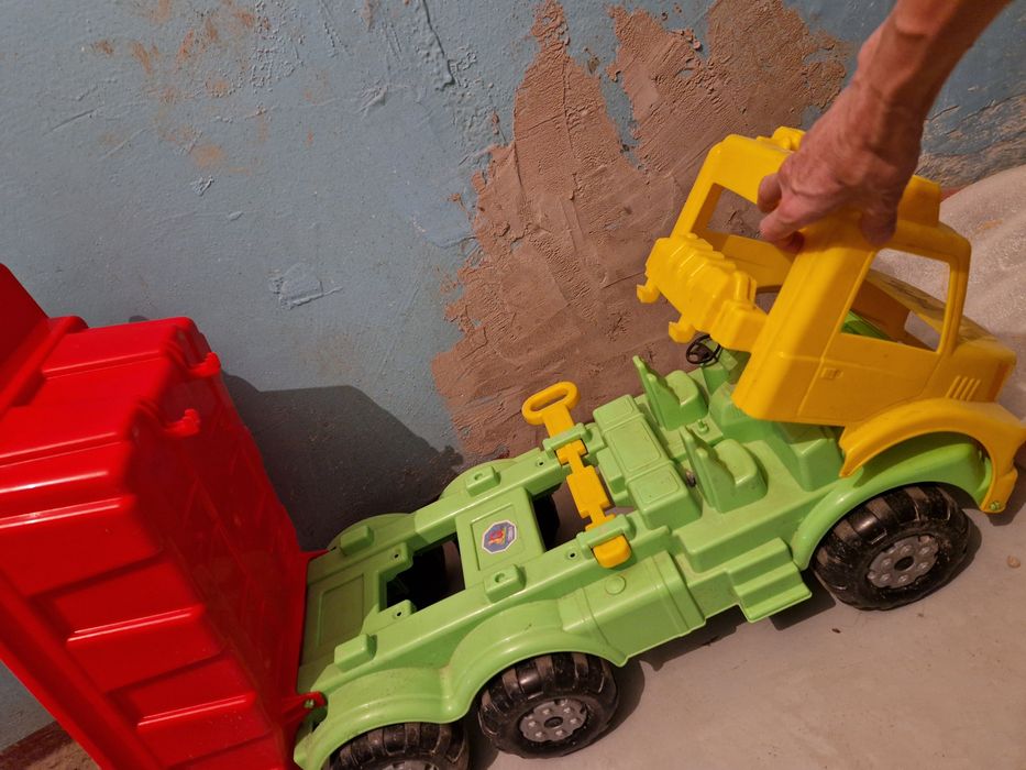 Машинка детская самовал