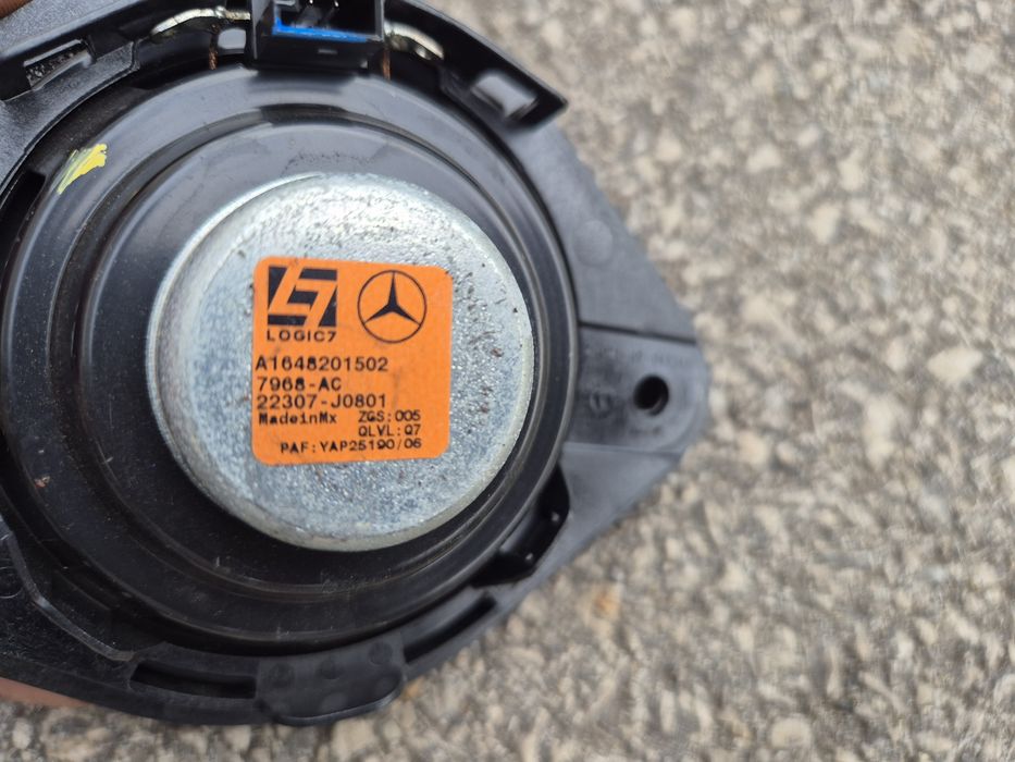 Harman Kordon Мерцедес ML W164 GLX164 Mercedes МЛ ГЛ усилвател
