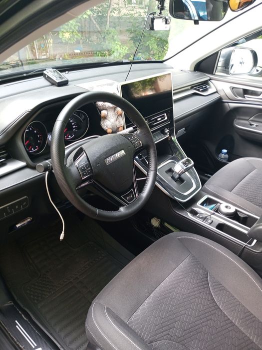 Продам автомобиль HAVAL M6