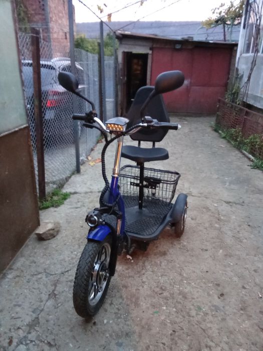 Електрическа триколка