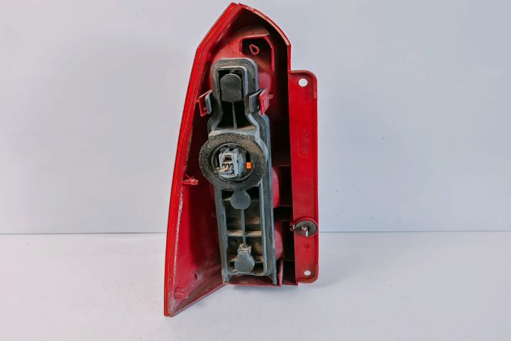 Stop Tripla dreapta Ford Focus prima generatie