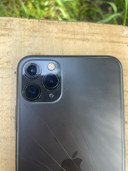 Iphone 11 pro max 512 gig