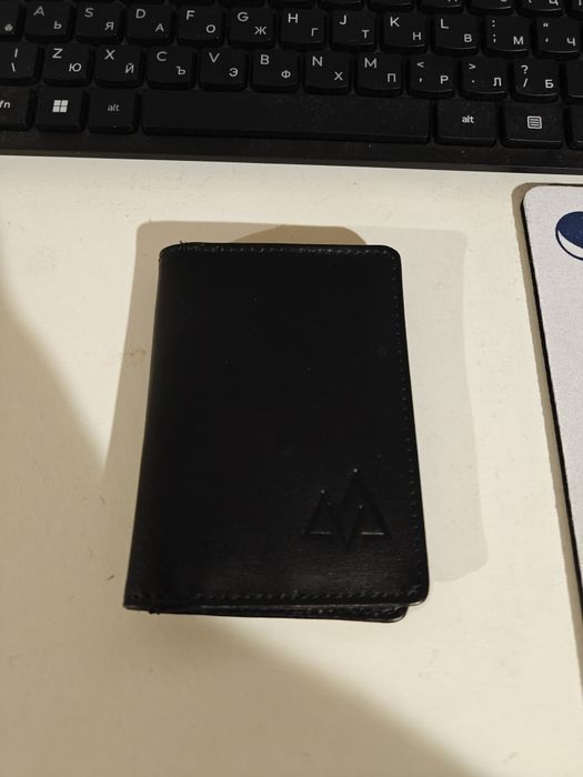 Кожен портфейл вежен с RFID