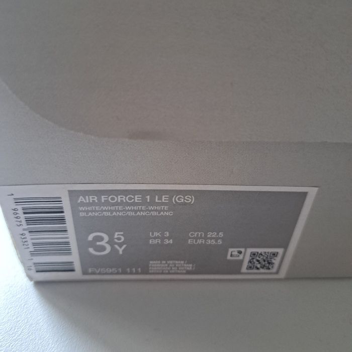 Adidași Nike Air Force 1 mărimea 35.5