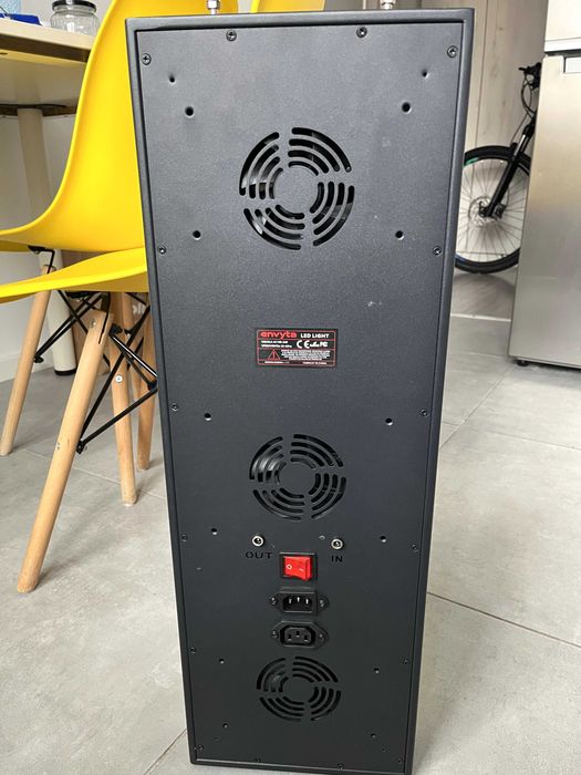 Panou Red Light Therapy Infrarosu Envyta Half 600 Pro