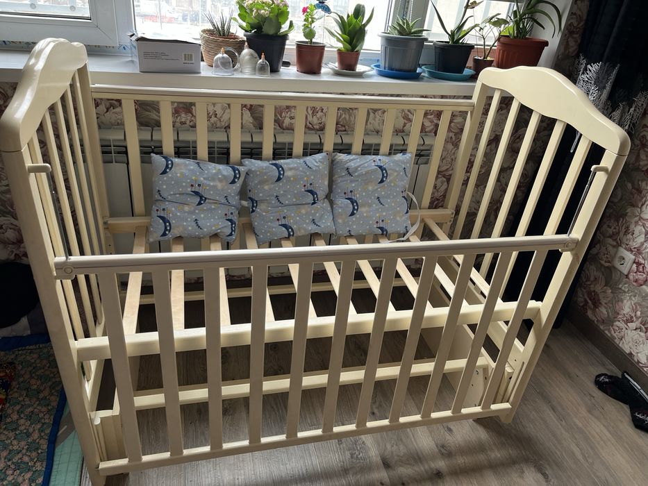 Детская кроват калбелная