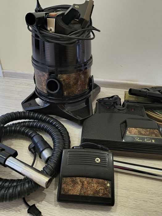 Пълен комплект прахосмукачка Рейнбоу -Rainbow Д4