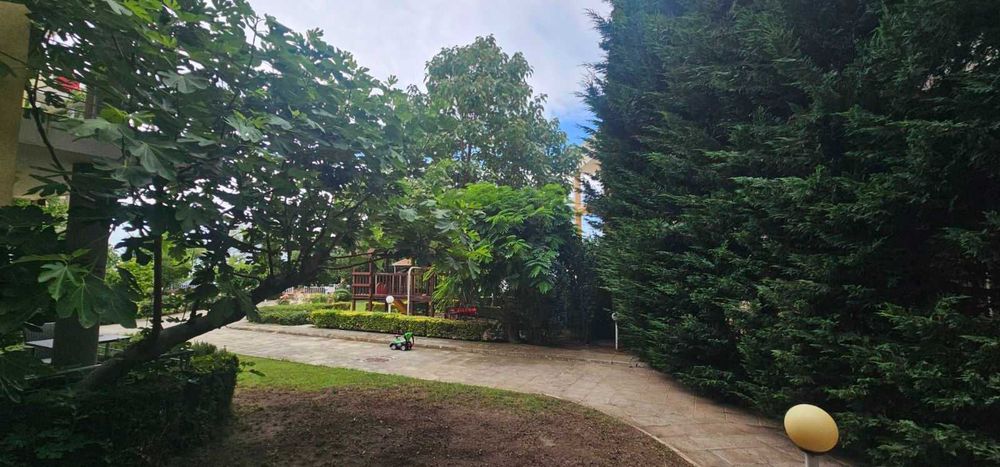 Предлагаме тристаен апартамент в Несебър!