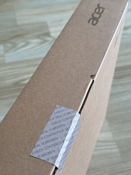 Laptop Aspire 17 • NOU • Sigilat • i7 • 512 GB • 16 GB RAM