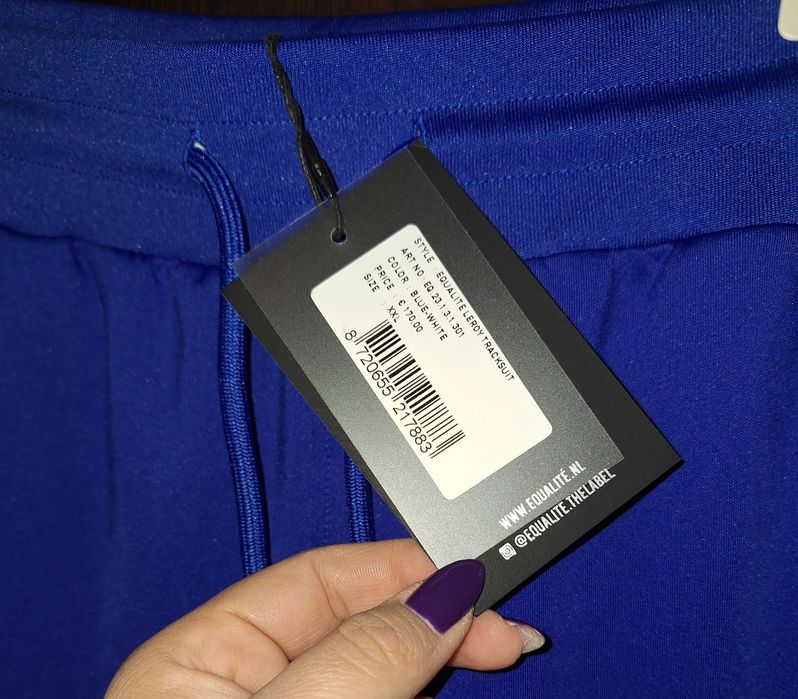 НОВ спортен екип Equalité