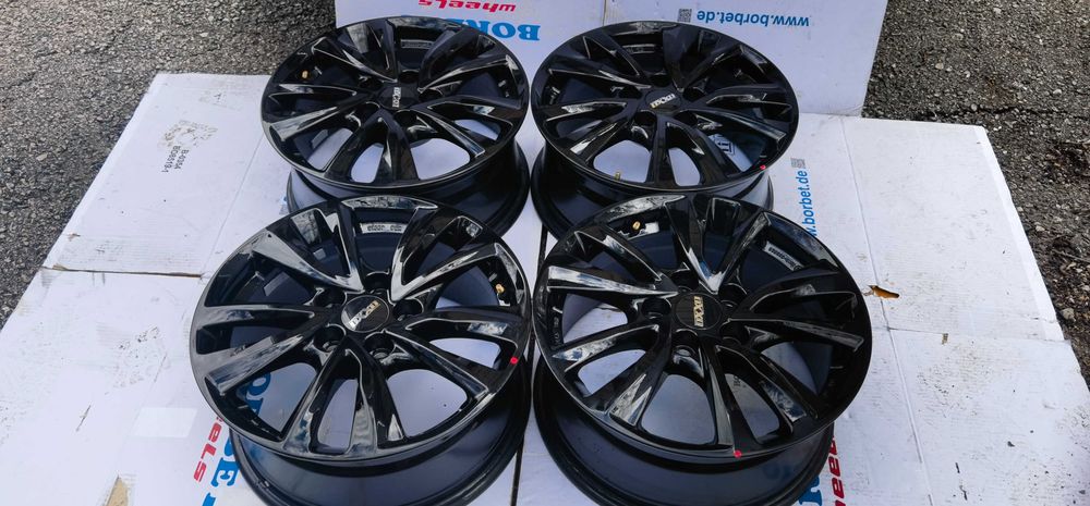 Чисто Нови 5 114,3  16 Цола Toyota, Lexus