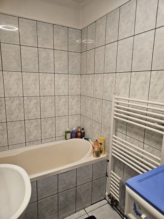Vand apartament 3 camere