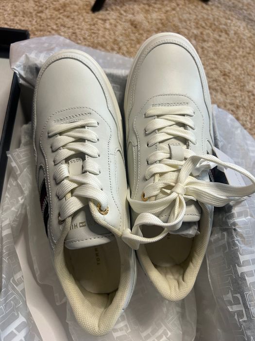 кожени кецове маратонки  Tommy Hilfiger