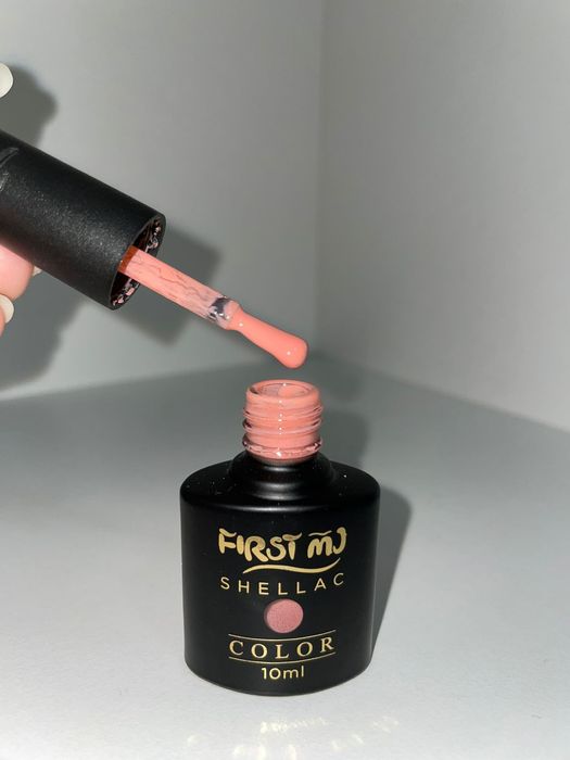 Гель-лаки почти новые