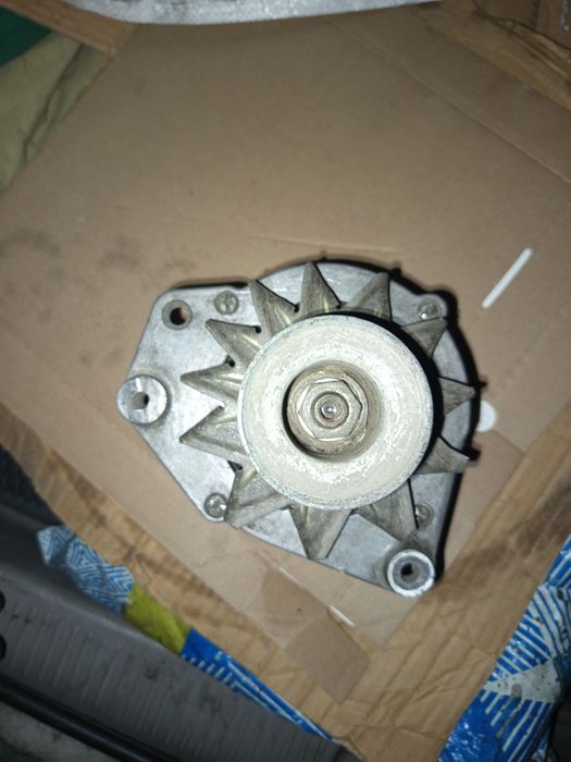 Генератор на пассат Ауди