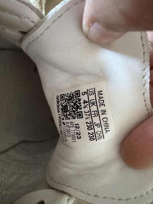 Продам кроссовки самба оригинал