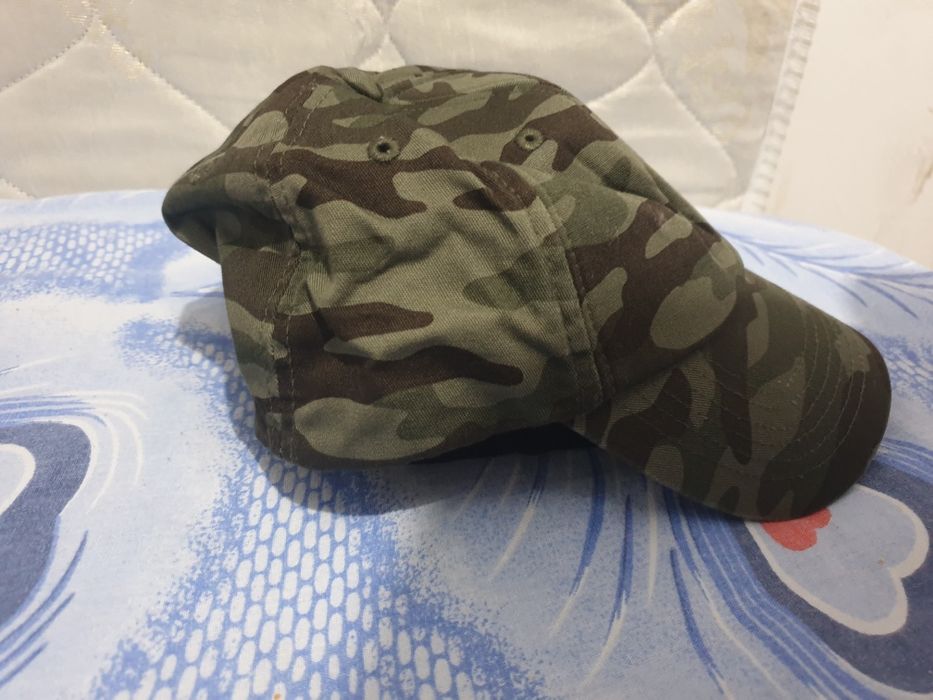 Șapcă- model camuflaj