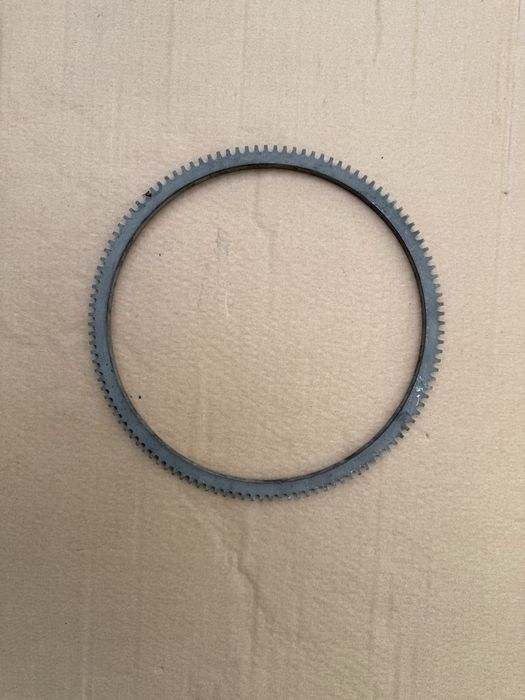 Vand coroana volanta 180 Dacia 1300 noua