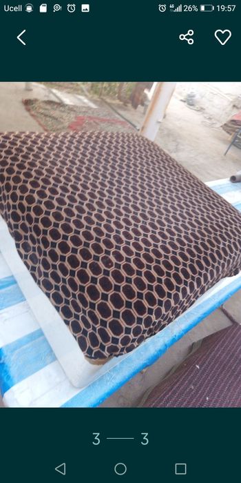 Мягкая мебель и пуфик как уголок можно собрать