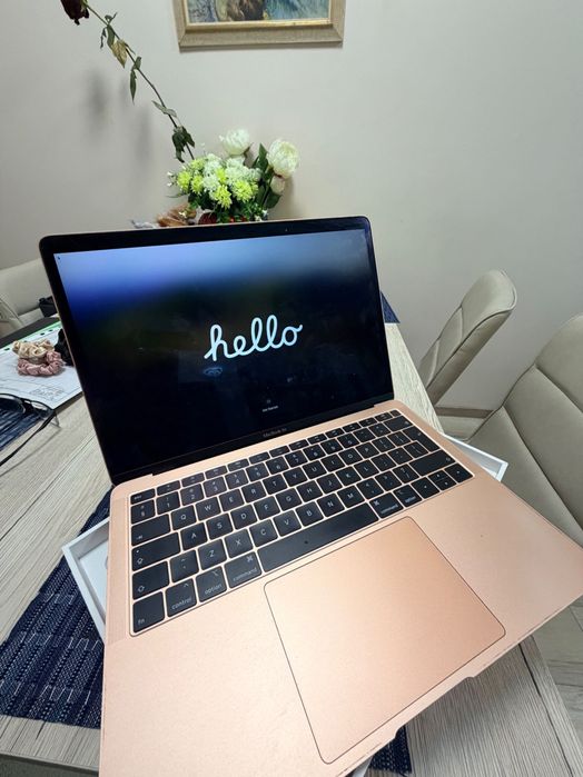 MacBook Air 13 129 GB rose gold