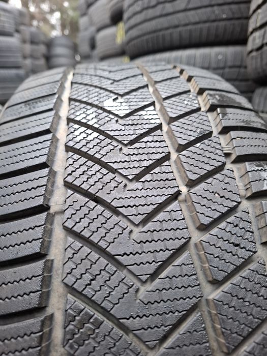 Vând 4 anvelope Suny 235/55R19 de iarna dot 2024 cu uzura de 7 mm