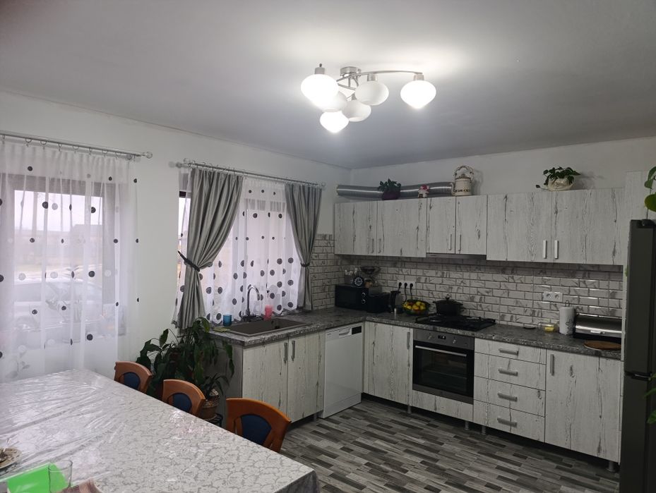 OCAZIE Casă la cheie