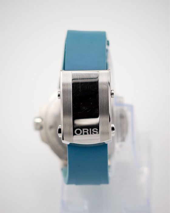 Oris Aquis Dat Watt LIMITED