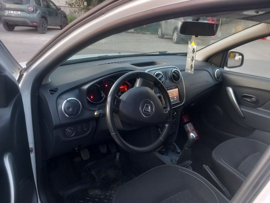 DACIA Logan 2016 — imagine 3
