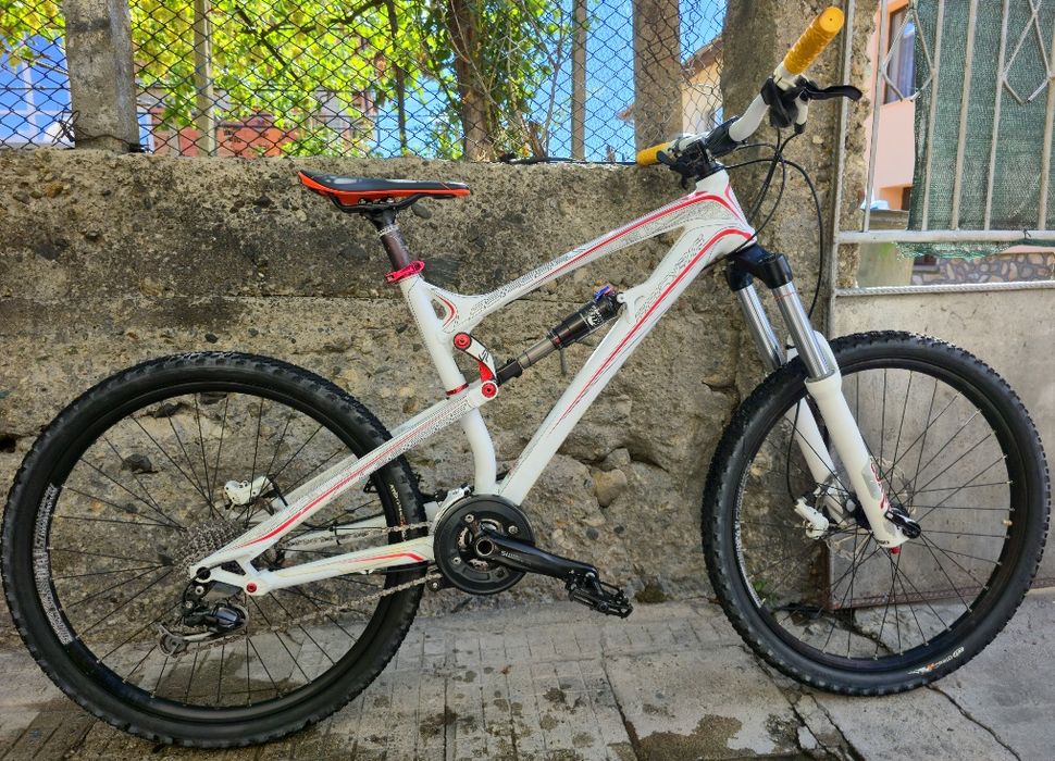 Lapierre Enduro 26 цола 2x10 Deore, Fox Shock,  Rockshox Domain Обслуж