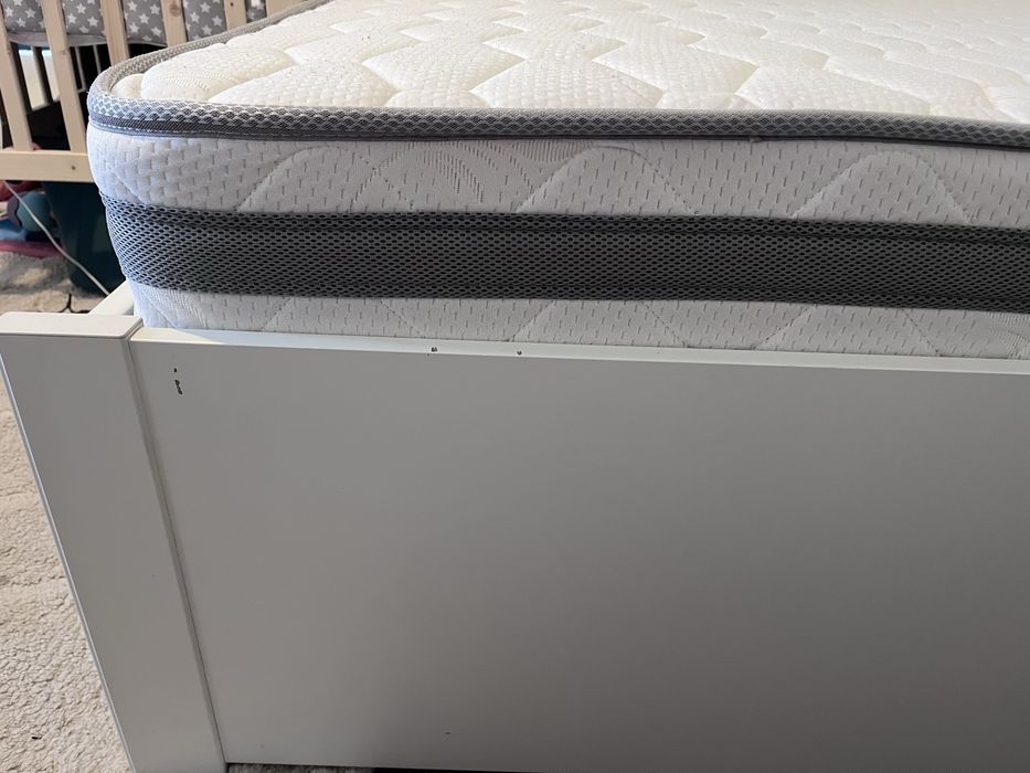 Pat Ikea 160x200 cu saltea