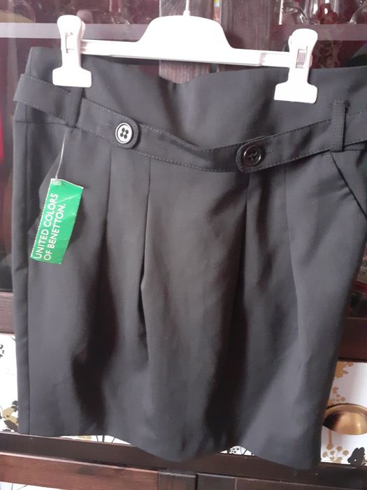 Costum de femei  benetton