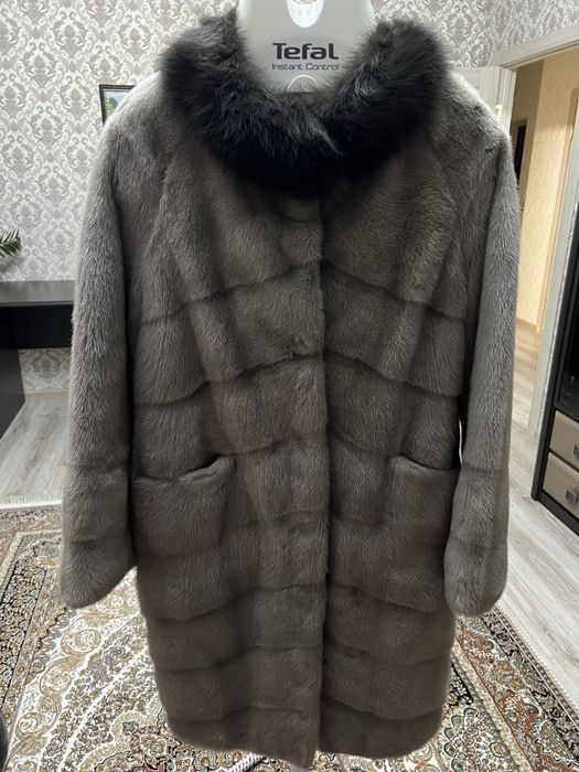 Норковая шуба с воротником из соболя