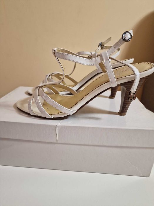 Sandale albe piele 38
