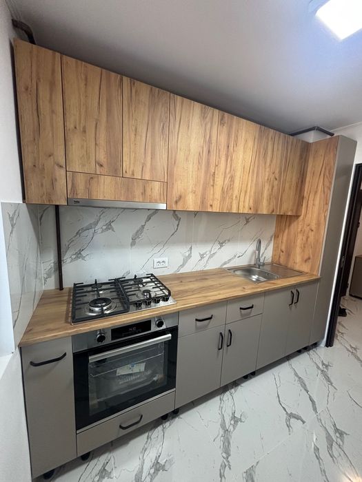 Închiriez apartament 2 Camere ,Decomandat | Unirii Sud, Etaj 3 | Prima închiriere