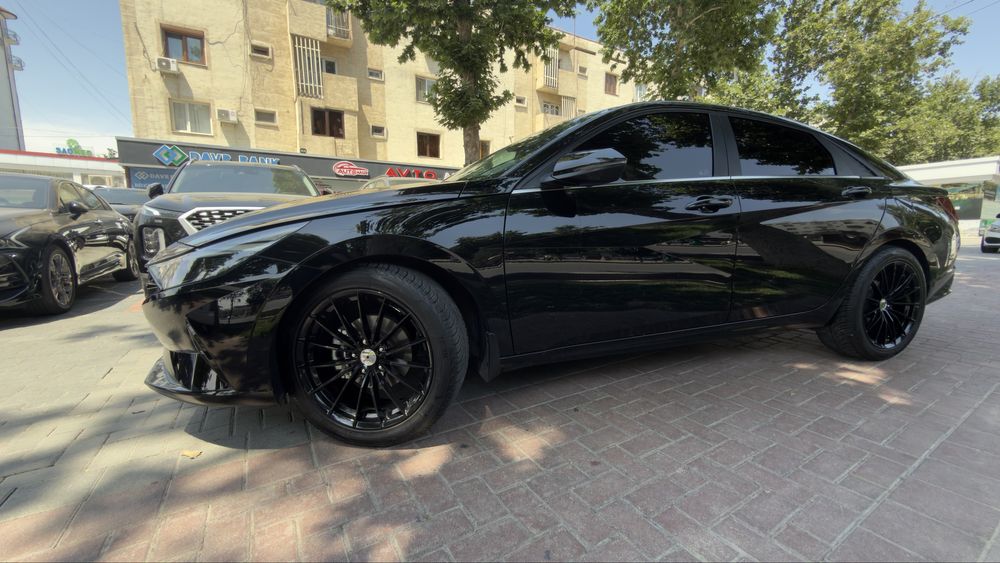 Hyundai Elantra 2021
