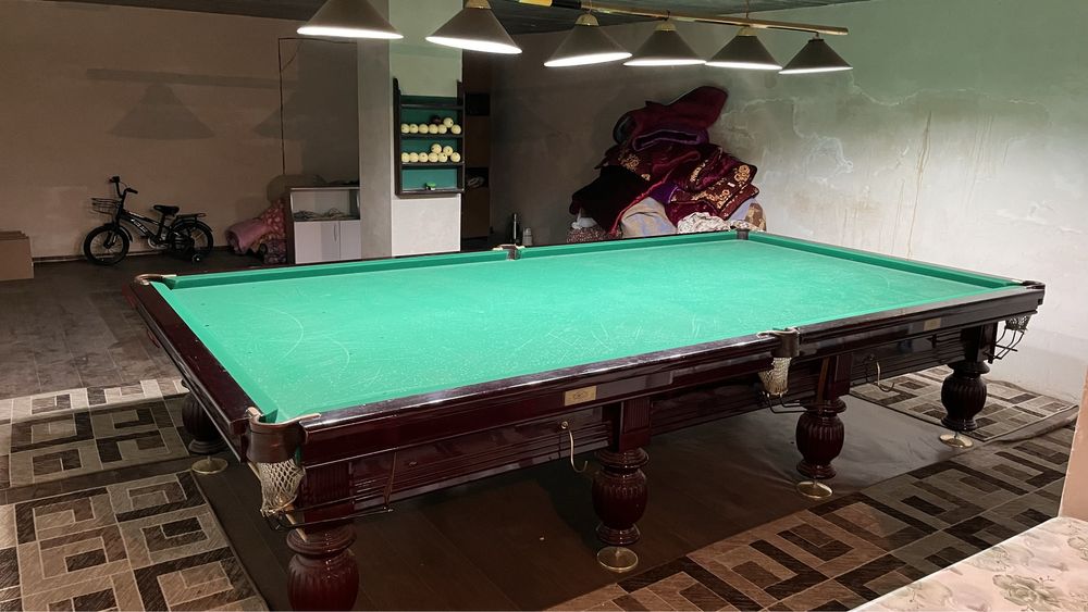 Биллиярдный стол