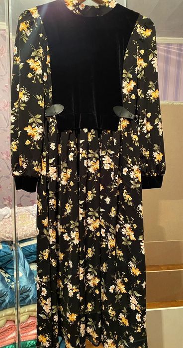 Женское платье и