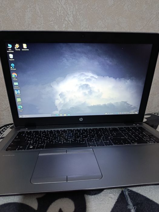 Ноутбук HP Elitebook